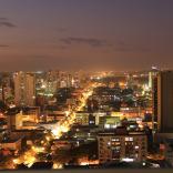 Visão noturna de Foz do Iguaçu